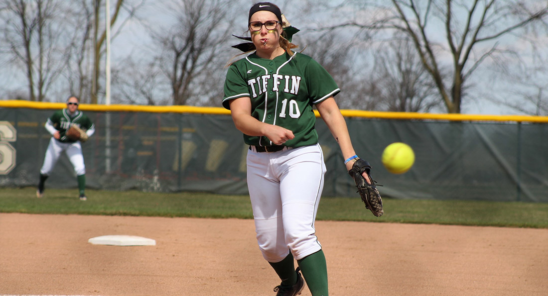 Tiffin split with Ferris State on Sunday afternoon, and are now tied for 2nd place in the GLIAC.