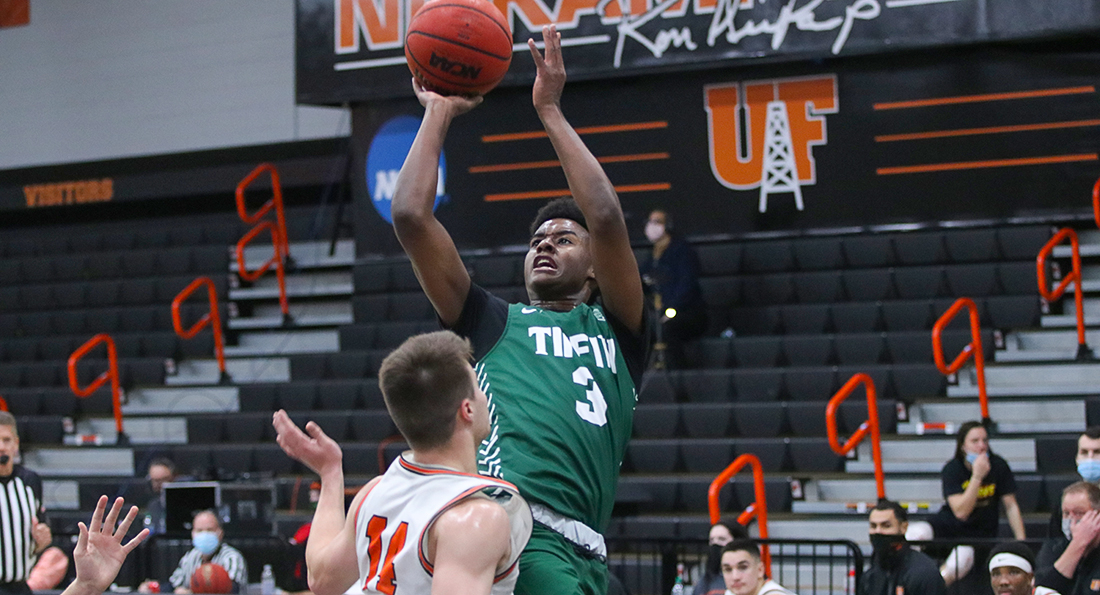 Tiffin Hangs Tough with #24 Findlay