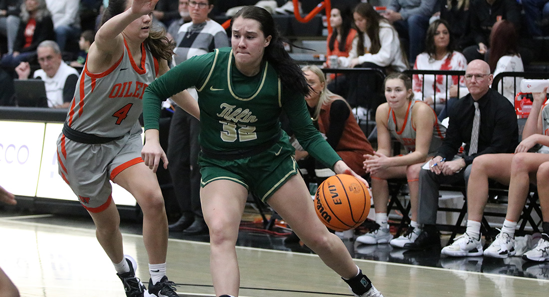 Ellie Gabel recorded eight points in the game against Ursuline.